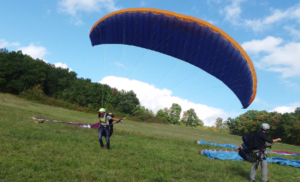 Parapente Dordogne Vallée initiation vol découverte sport tourisme activité Périgord Souillac Sarlat Brive